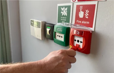 Hvorfor Canada nu beder om 168-timers aldringstestrapporter på brandalarmpaneler